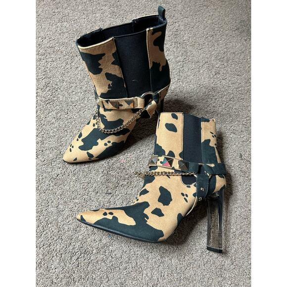Shoedazzle Shoes - Women’s Size 8.5 Shoedazzle Amyla Brown & Black Cow Print Heeled Booties